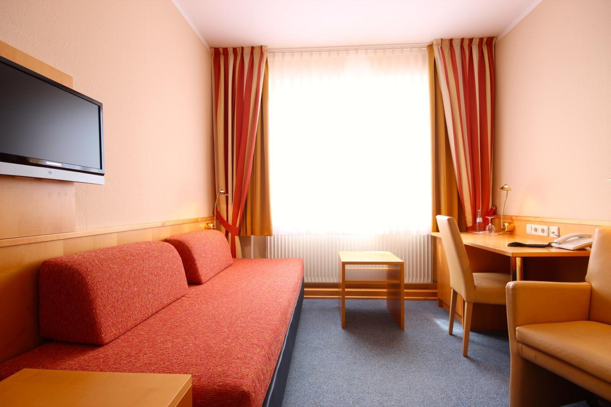 Hotel Hanken Gmbh, Hotel Hanken Und Seehotel ヴァンガーオーゲ エクステリア 写真